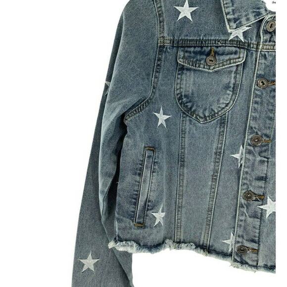 The Style Between US Jeans Jacket Womens Size Medium Star Embroidered Denim NEW - Picture 6 of 10